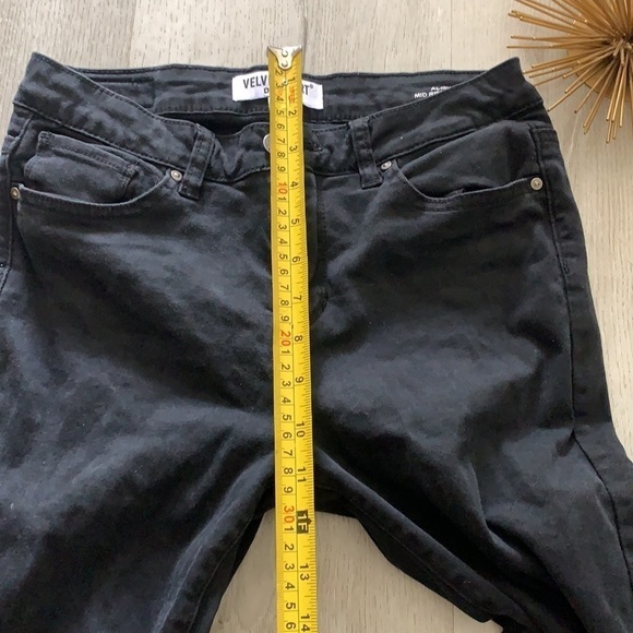 Velvet Heart Denim Pearl Embellished Cropped Jeans size 28 black‎ - Picture 9 of 11